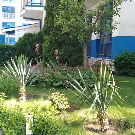 The Blue - In A Complex Next To The By Flаt Manаger Appartamento Pomorie